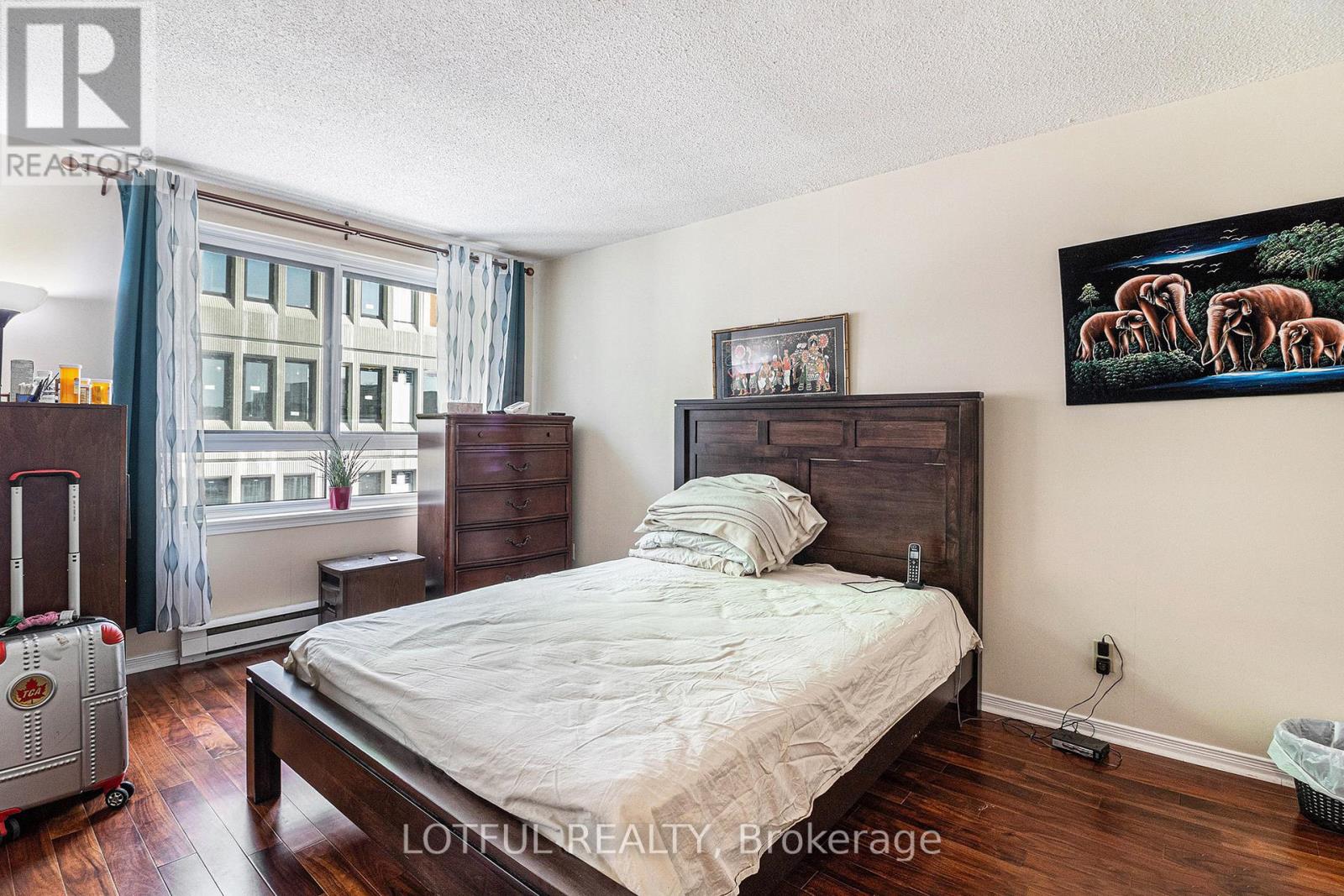 1103 - 199 Kent Street