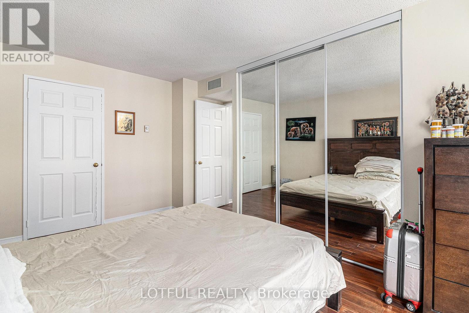 1103 - 199 Kent Street