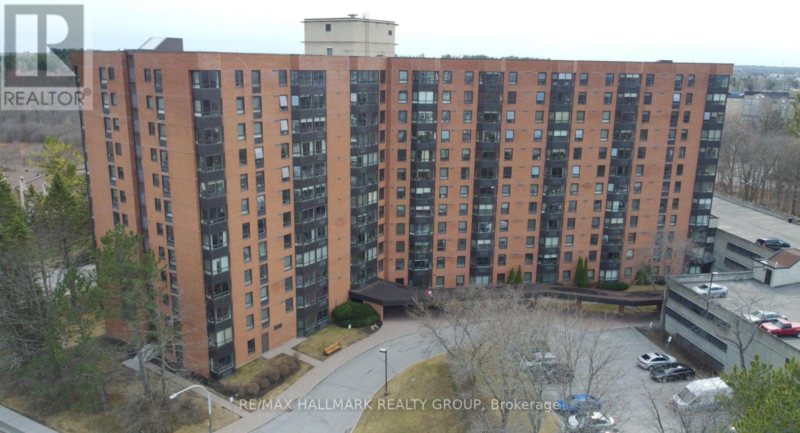 303 - 80 Sandcastle Drive