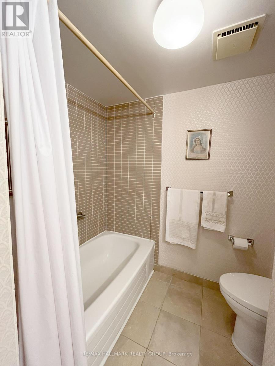 303 - 80 Sandcastle Drive