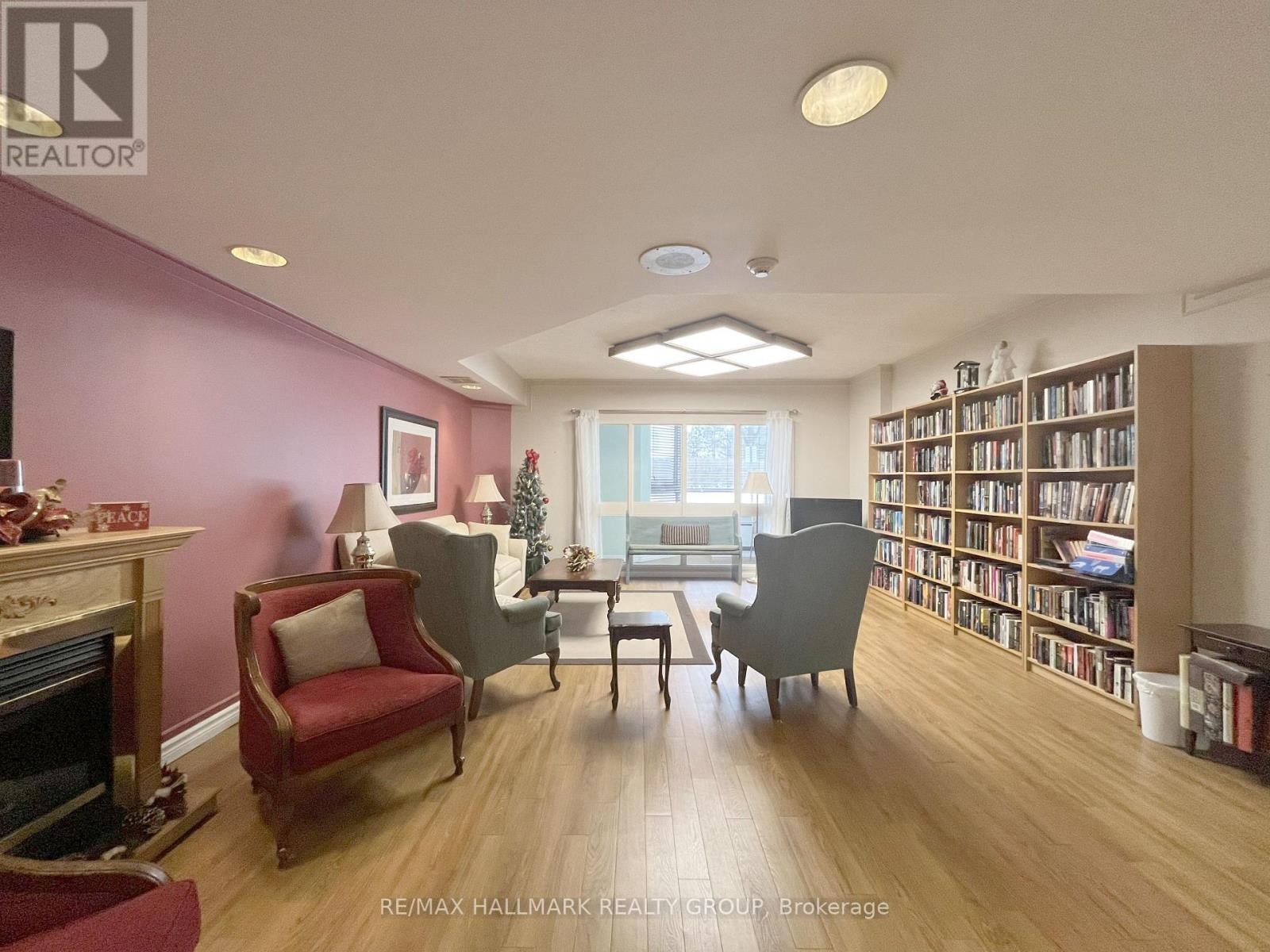 303 - 80 Sandcastle Drive