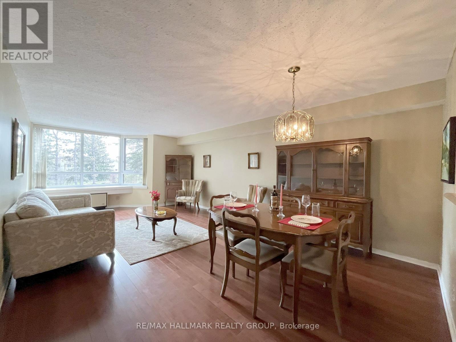 303 - 80 Sandcastle Drive