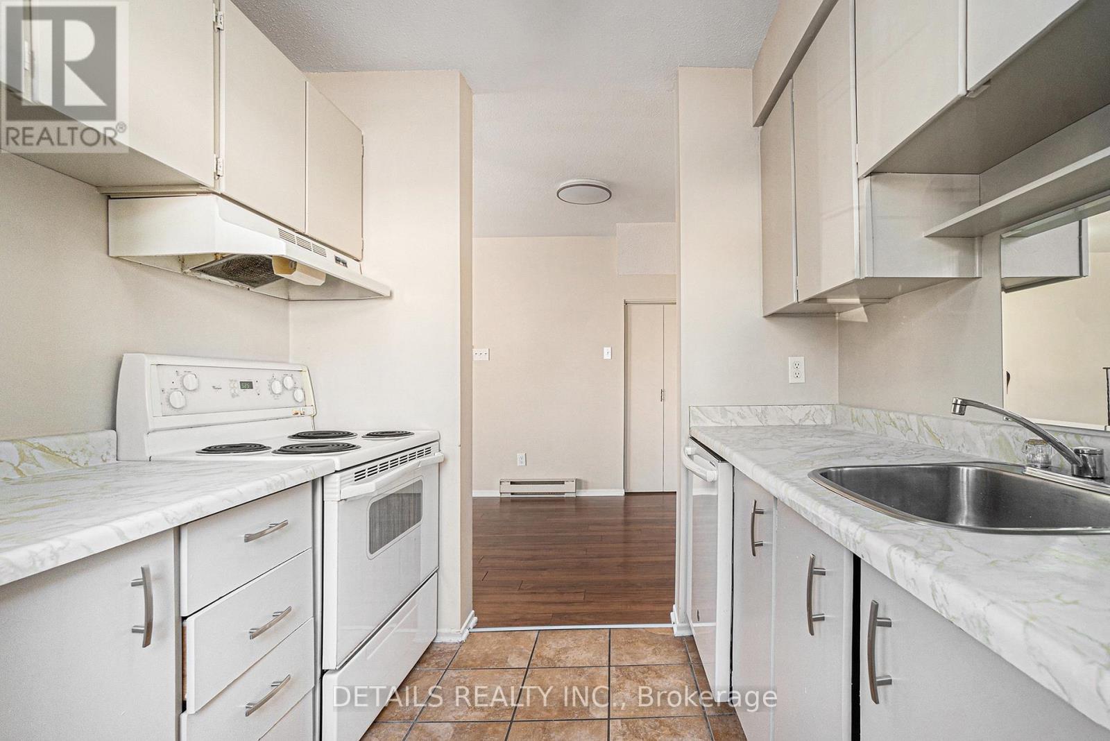5d Forester Crescent