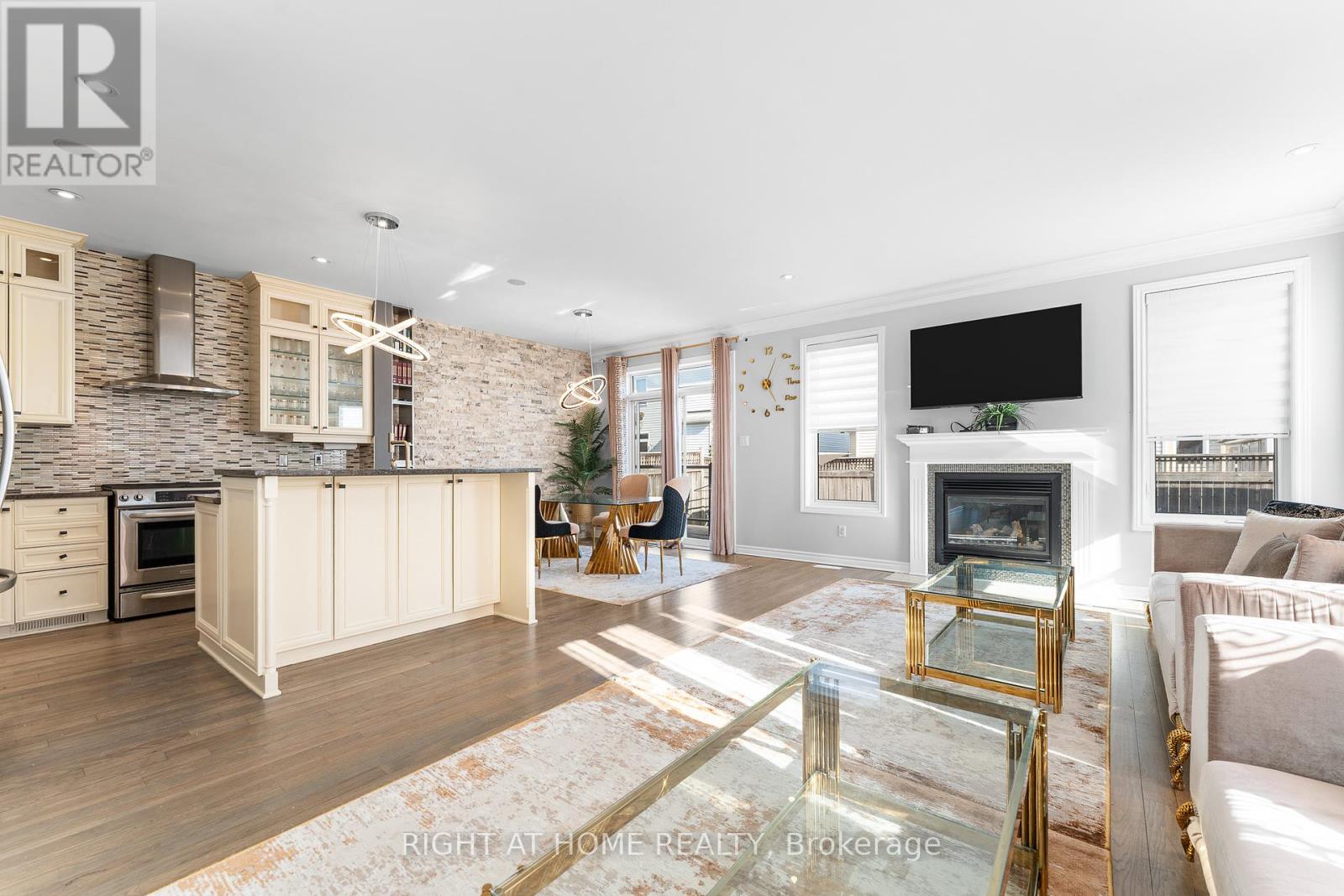 475 Harvest Valley Avenue