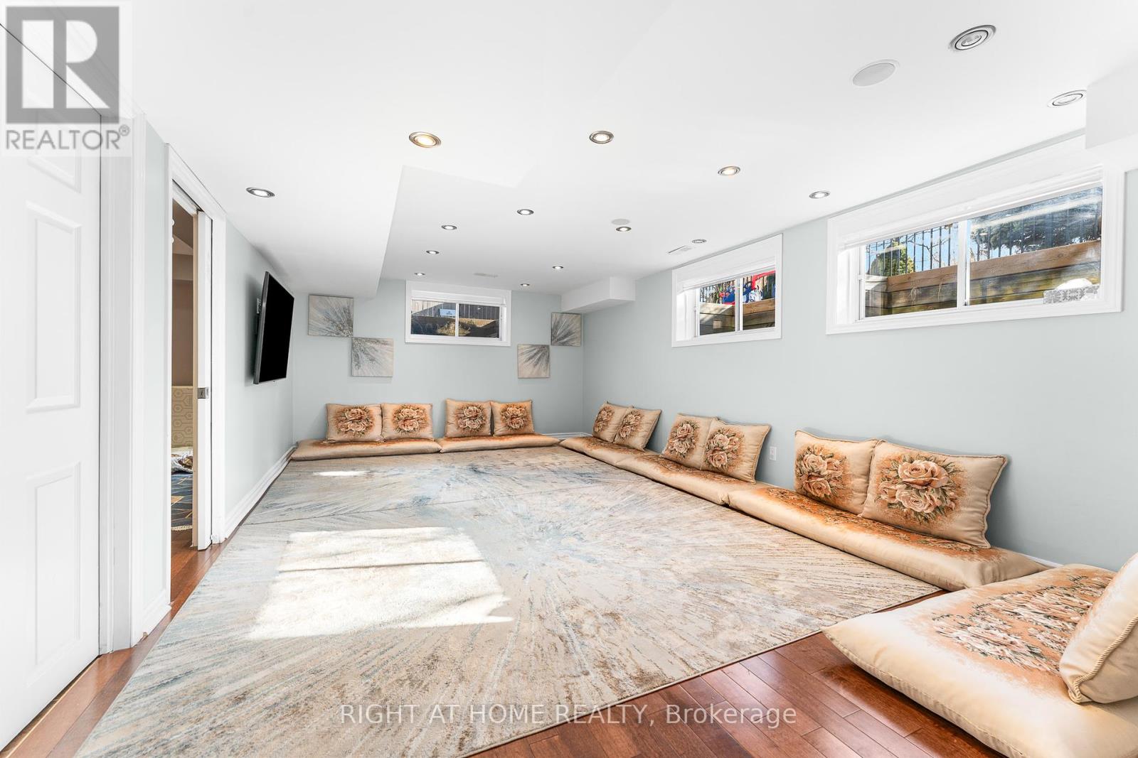 475 Harvest Valley Avenue