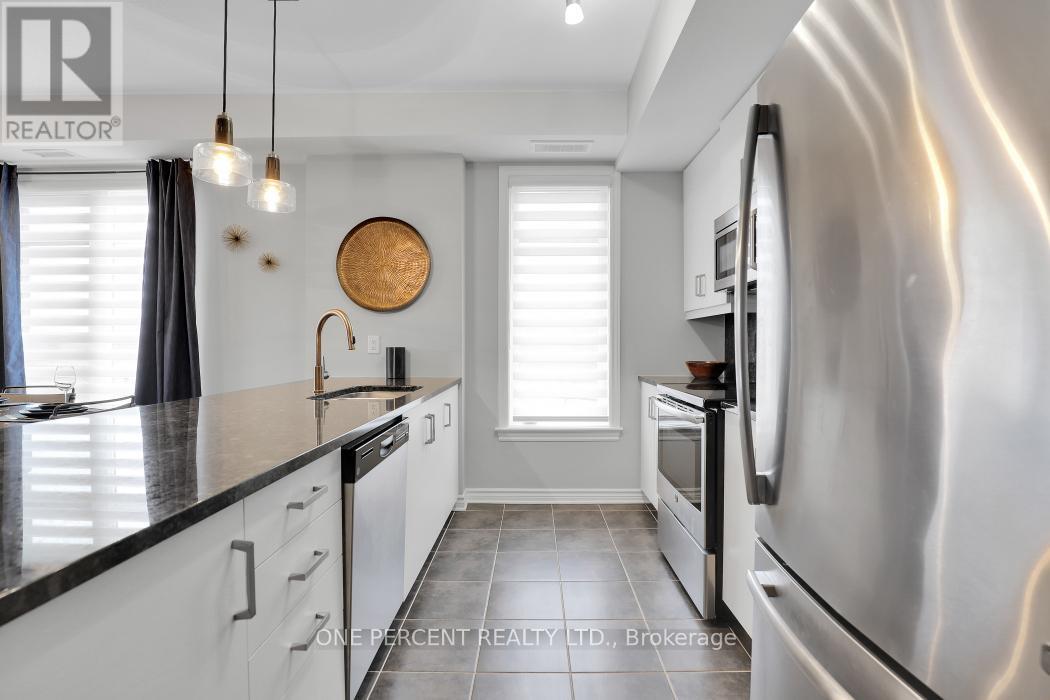 101 - 700 Rue De Rivage Street