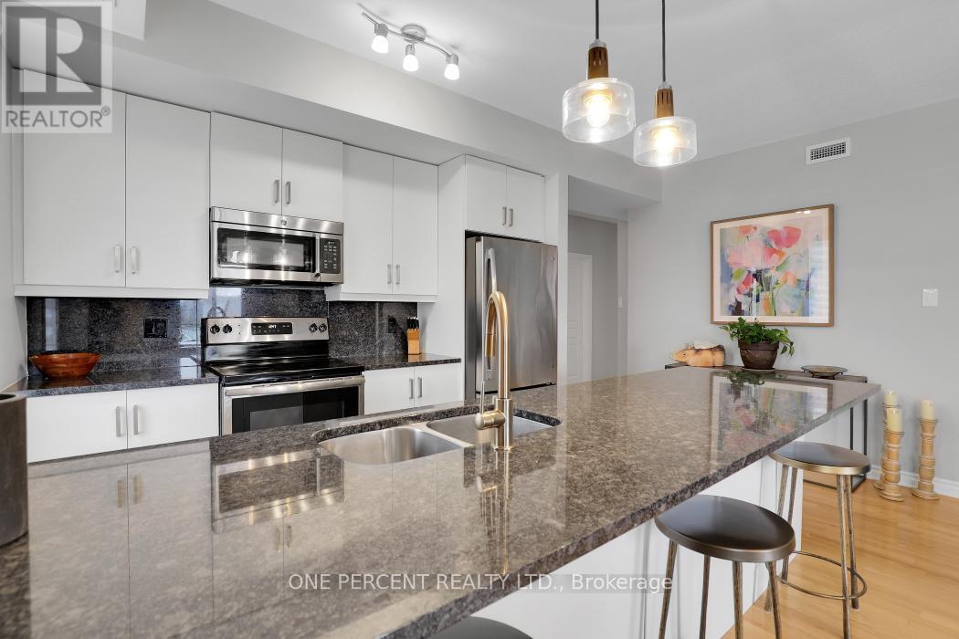101 - 700 Rue De Rivage Street