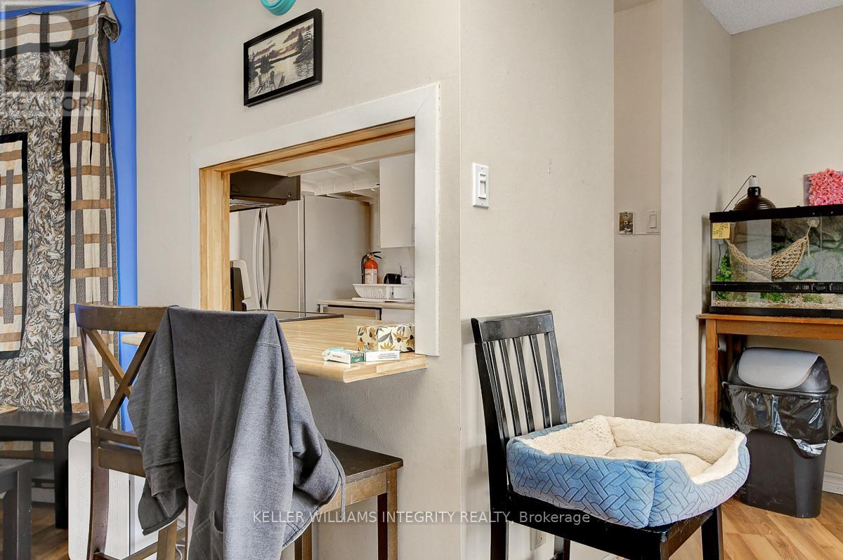 206 - 2000 Jasmine Crescent