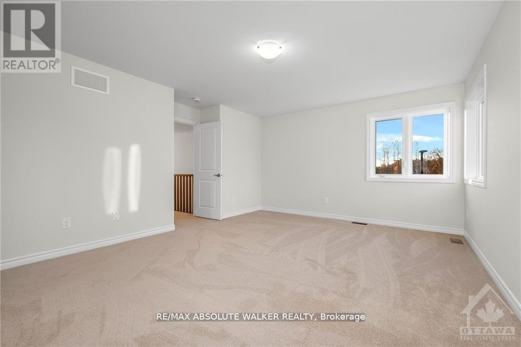 702 Du Rivage Street