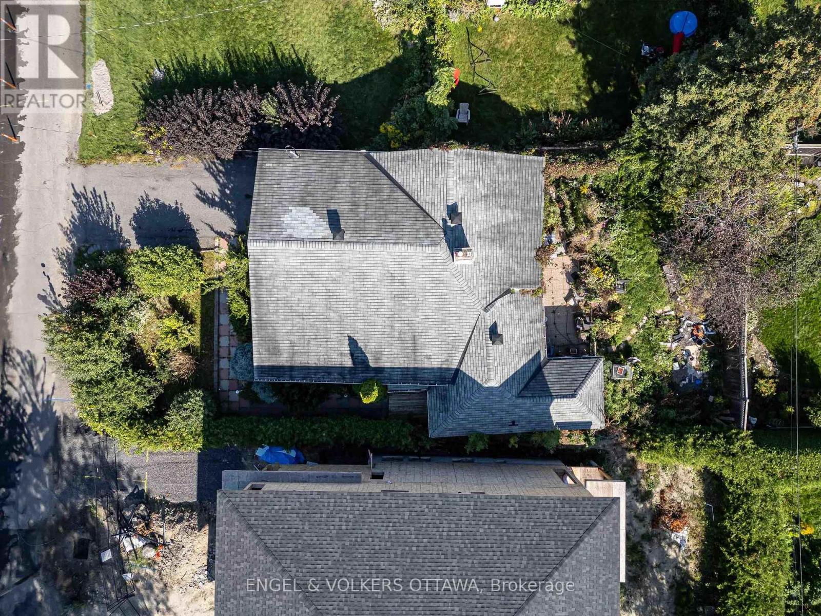 467 Edgeworth Avenue