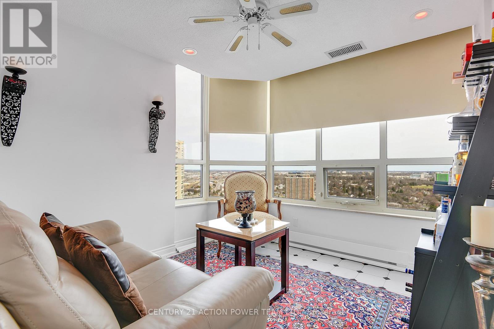 Ph2804 - 1510 Riverside Drive