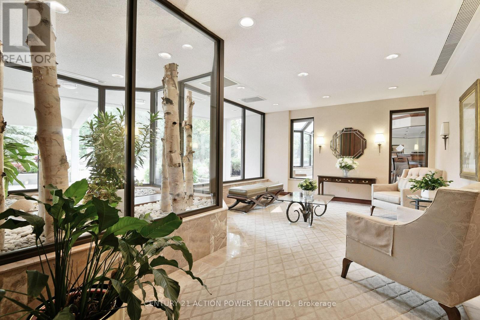 Ph2804 - 1510 Riverside Drive
