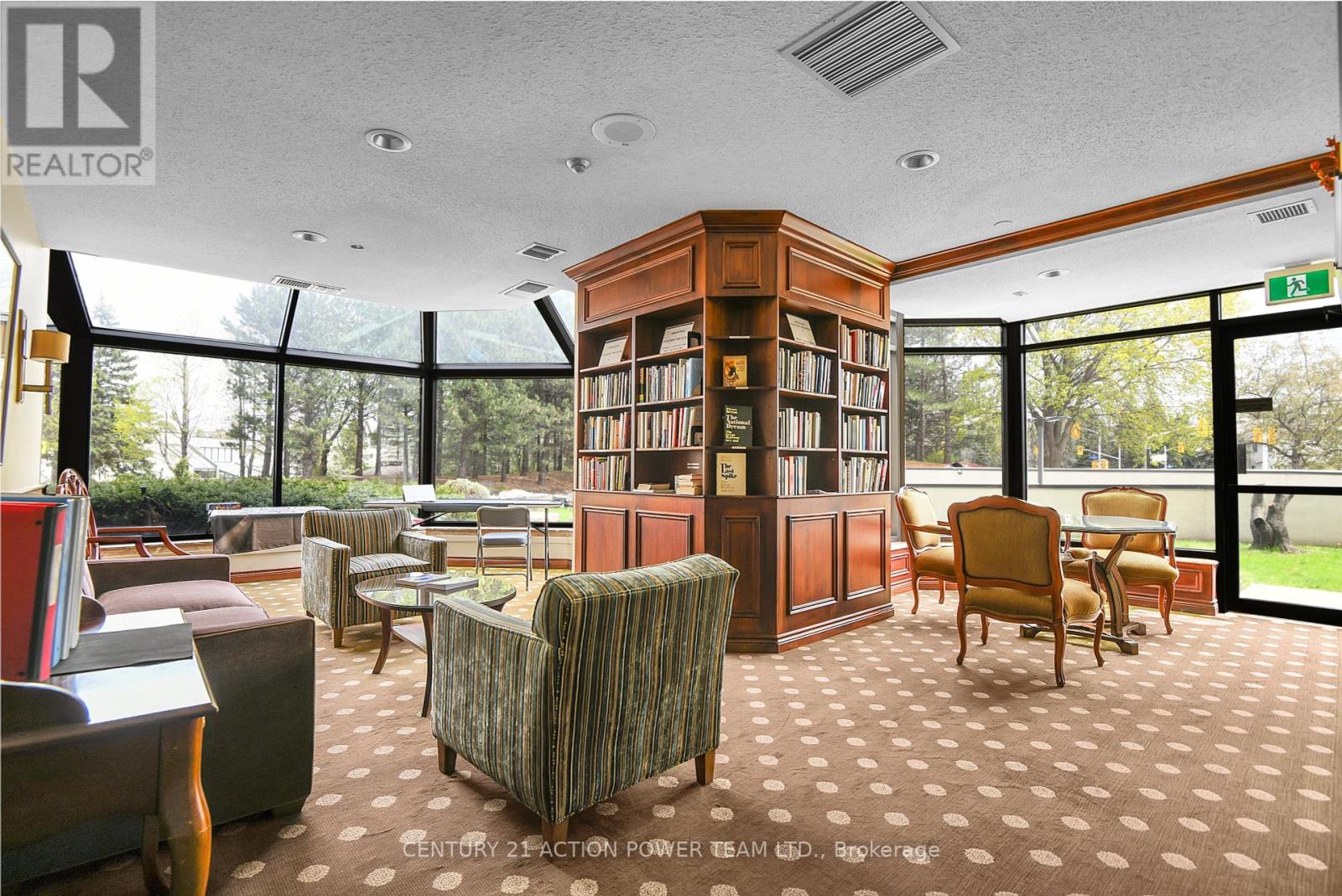 Ph2804 - 1510 Riverside Drive