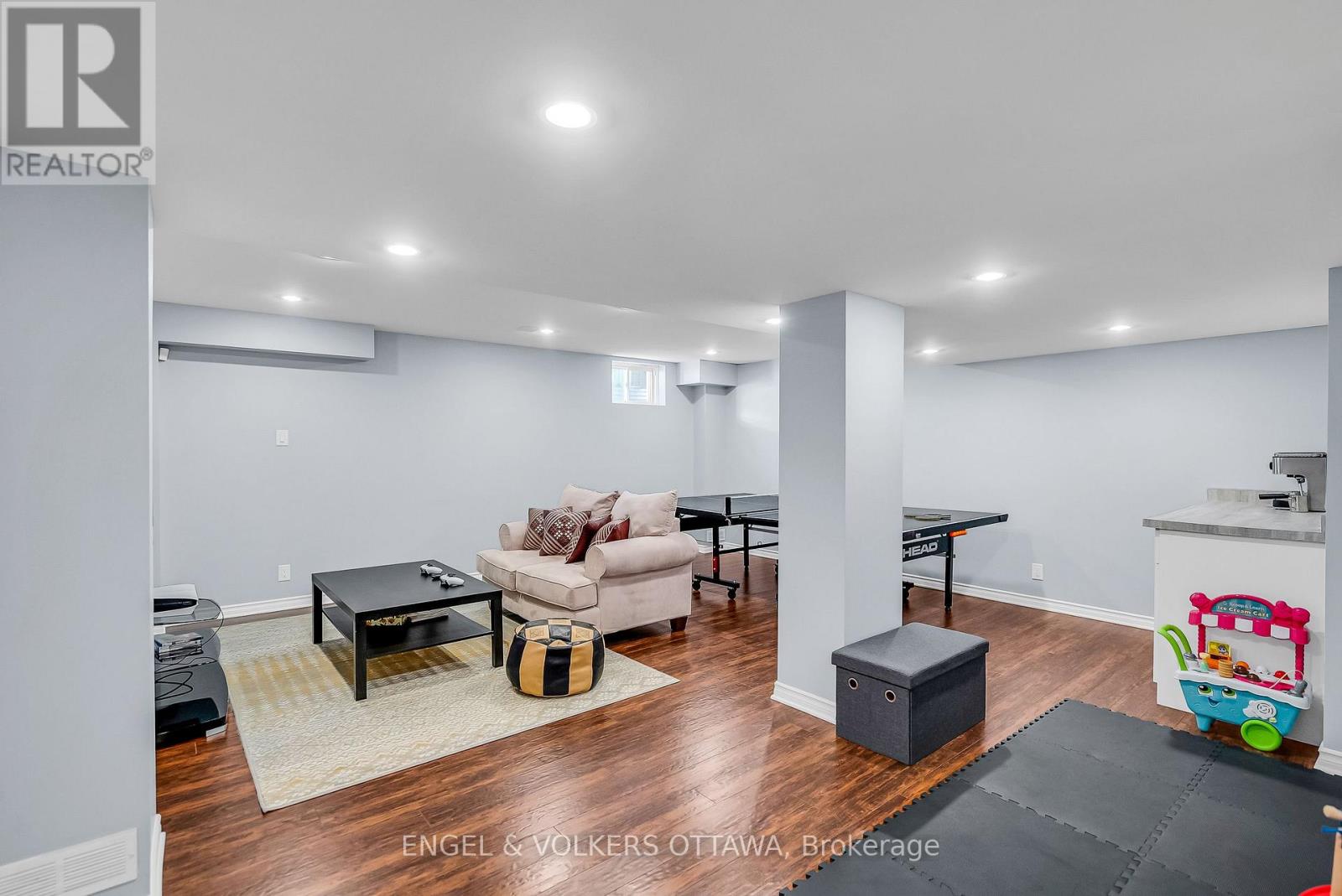 2635 Half Moon Bay Road