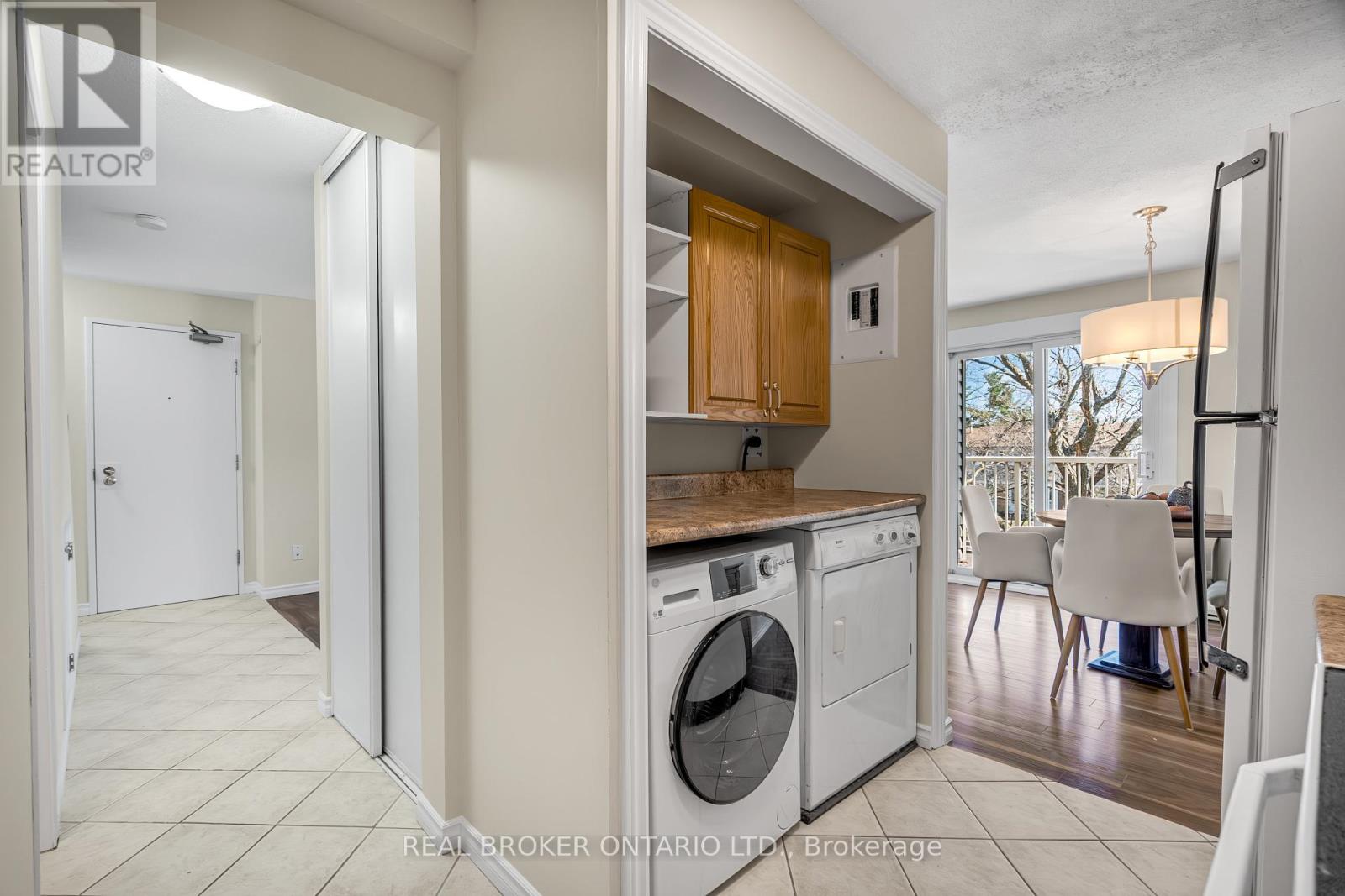 5 - 53 Sherway Drive