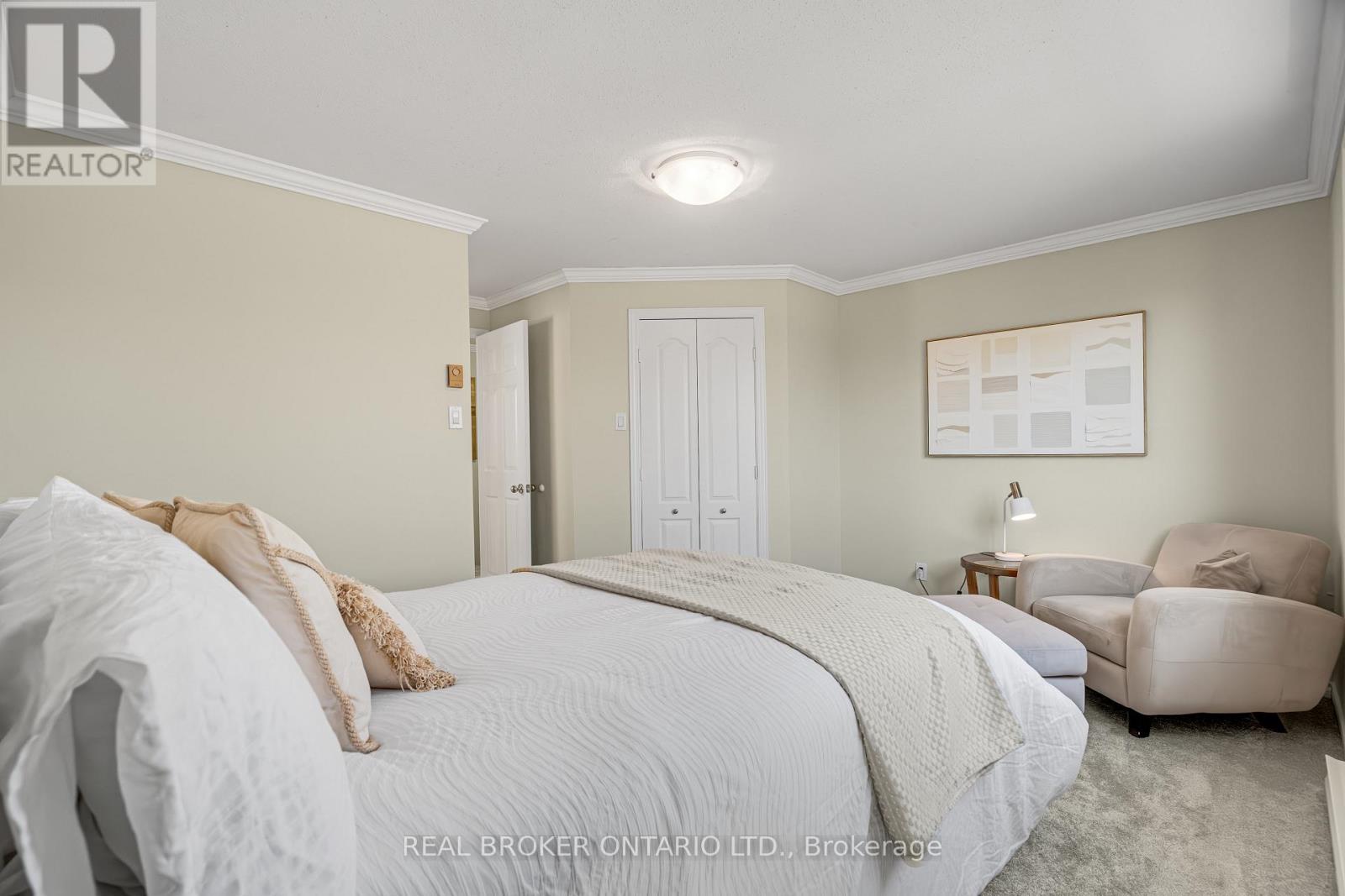 5 - 53 Sherway Drive