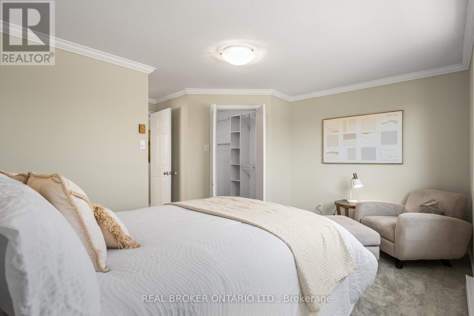 5 - 53 Sherway Drive