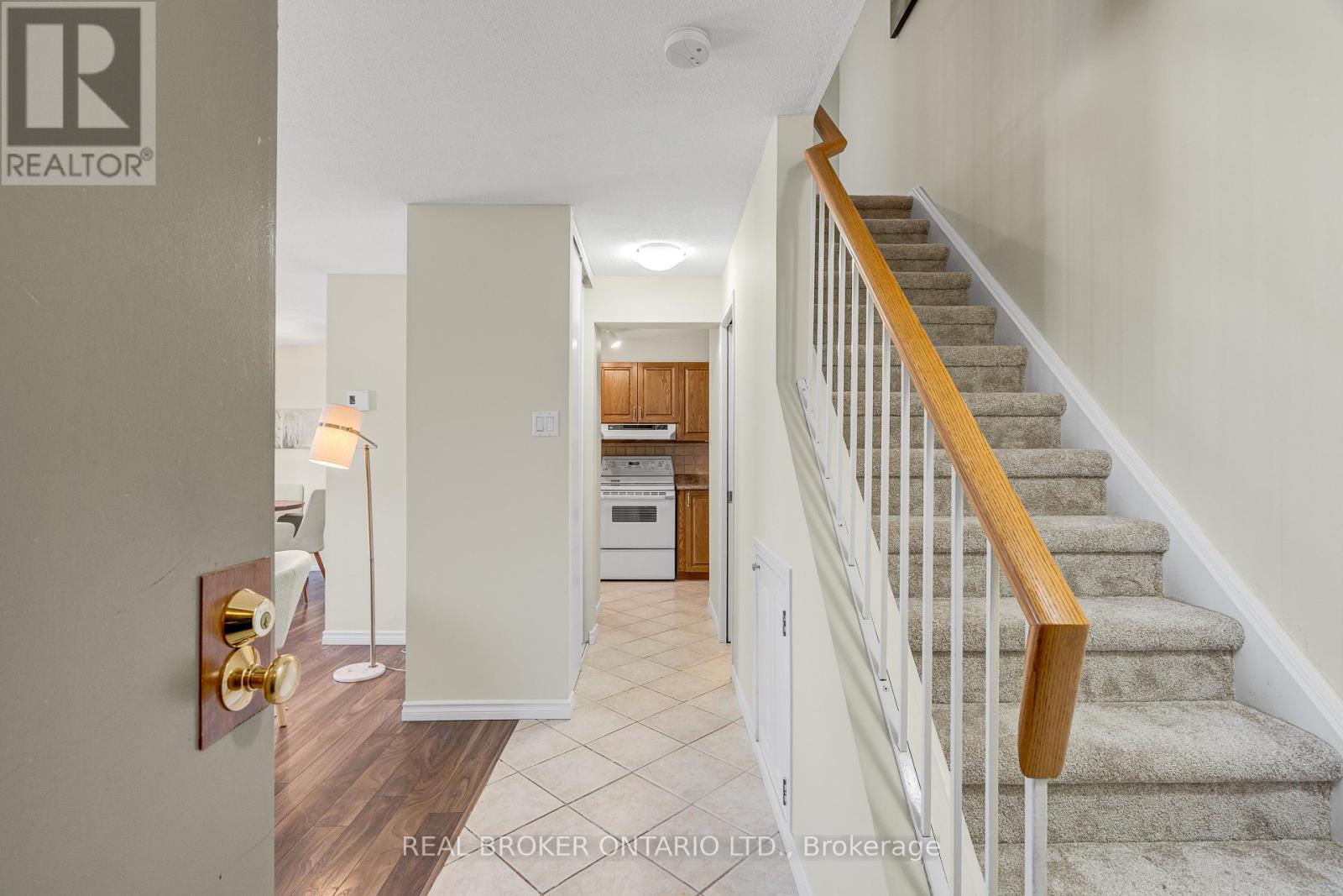 5 - 53 Sherway Drive