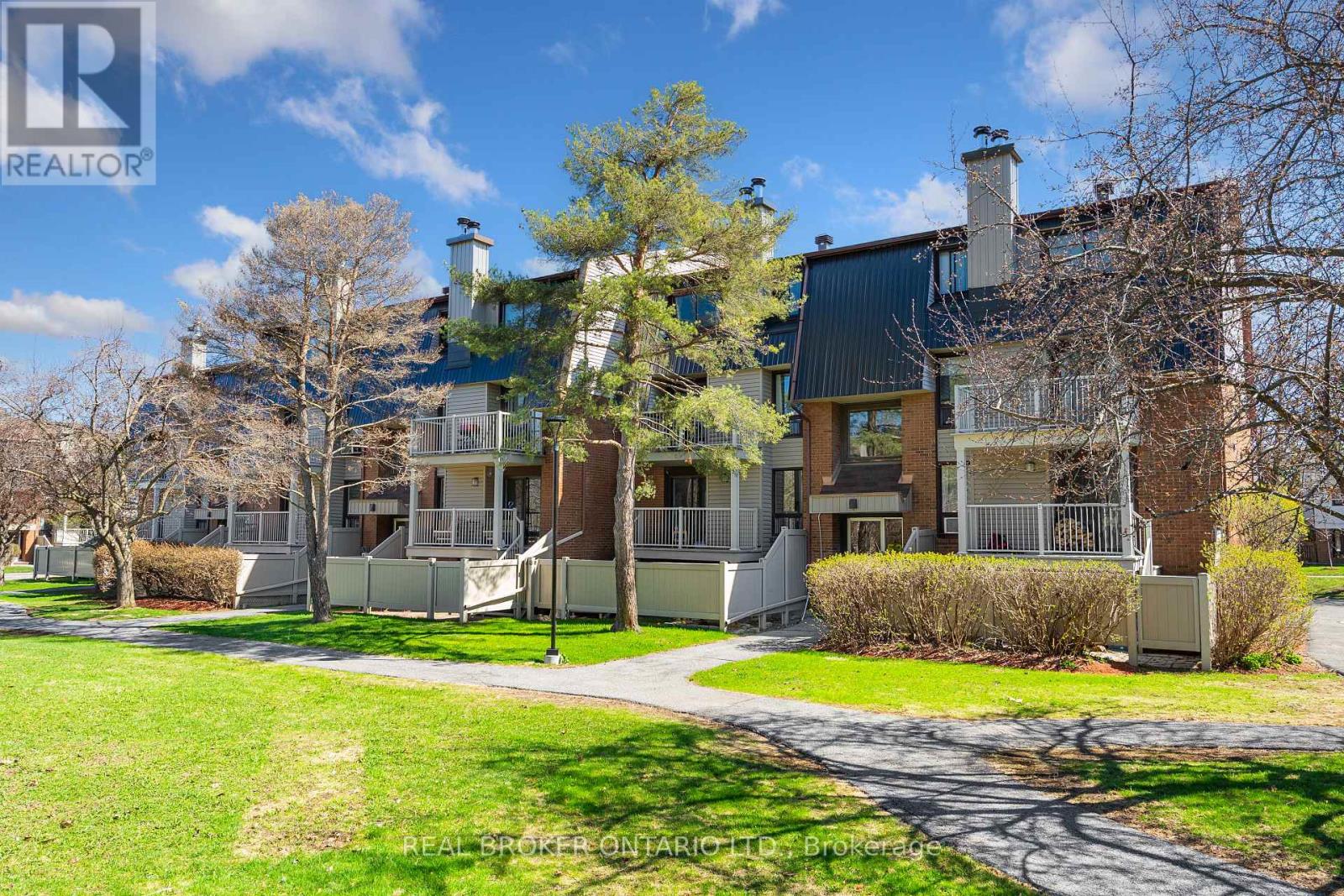 5 - 53 Sherway Drive
