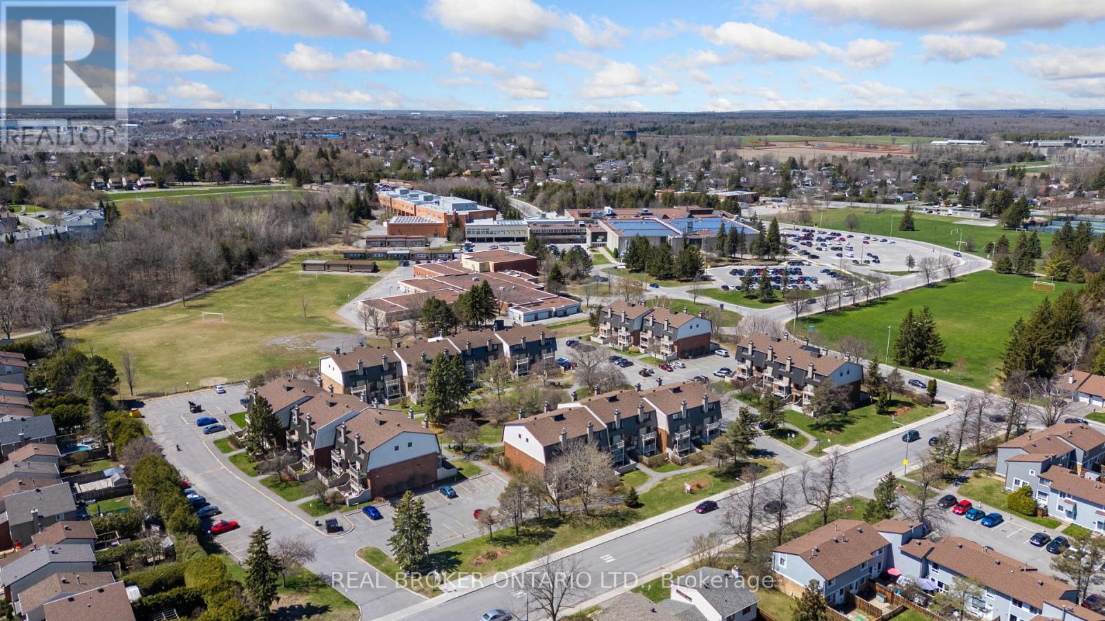 5 - 53 Sherway Drive