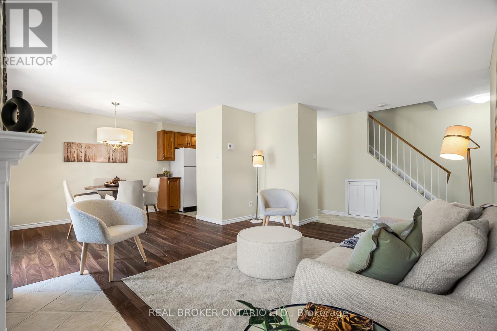 5 - 53 Sherway Drive