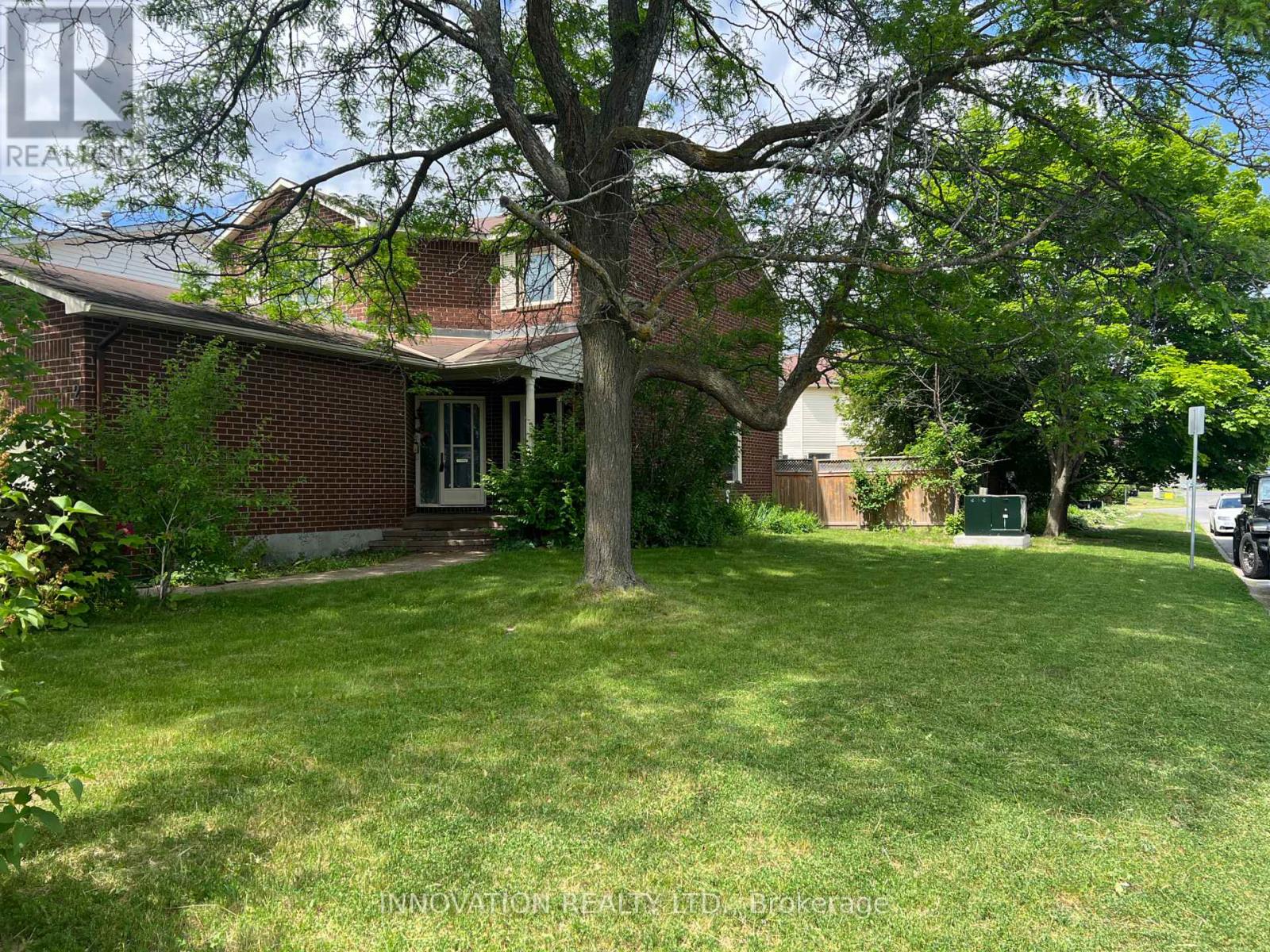 2 Chickasaw Crescent