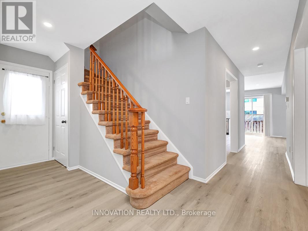 2 Chickasaw Crescent
