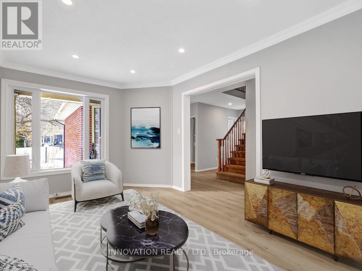 2 Chickasaw Crescent