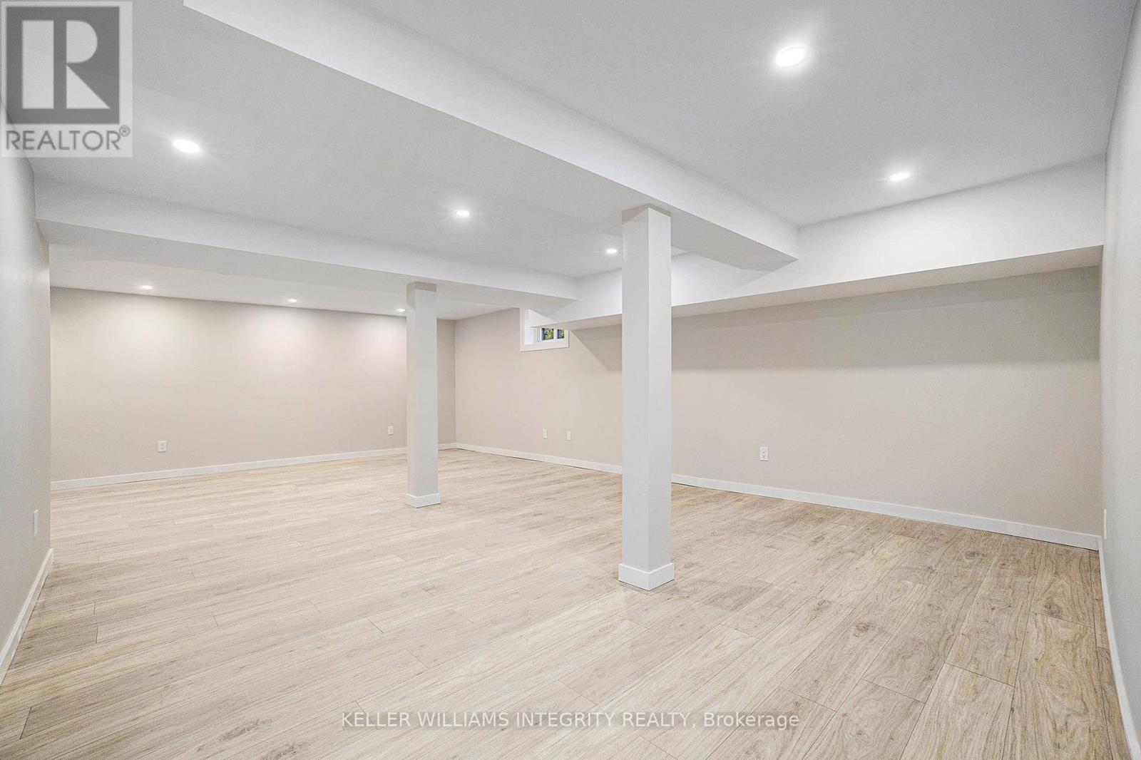 1401 Lowen Drive