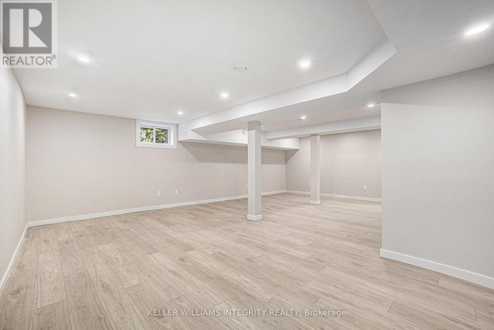 1401 Lowen Drive