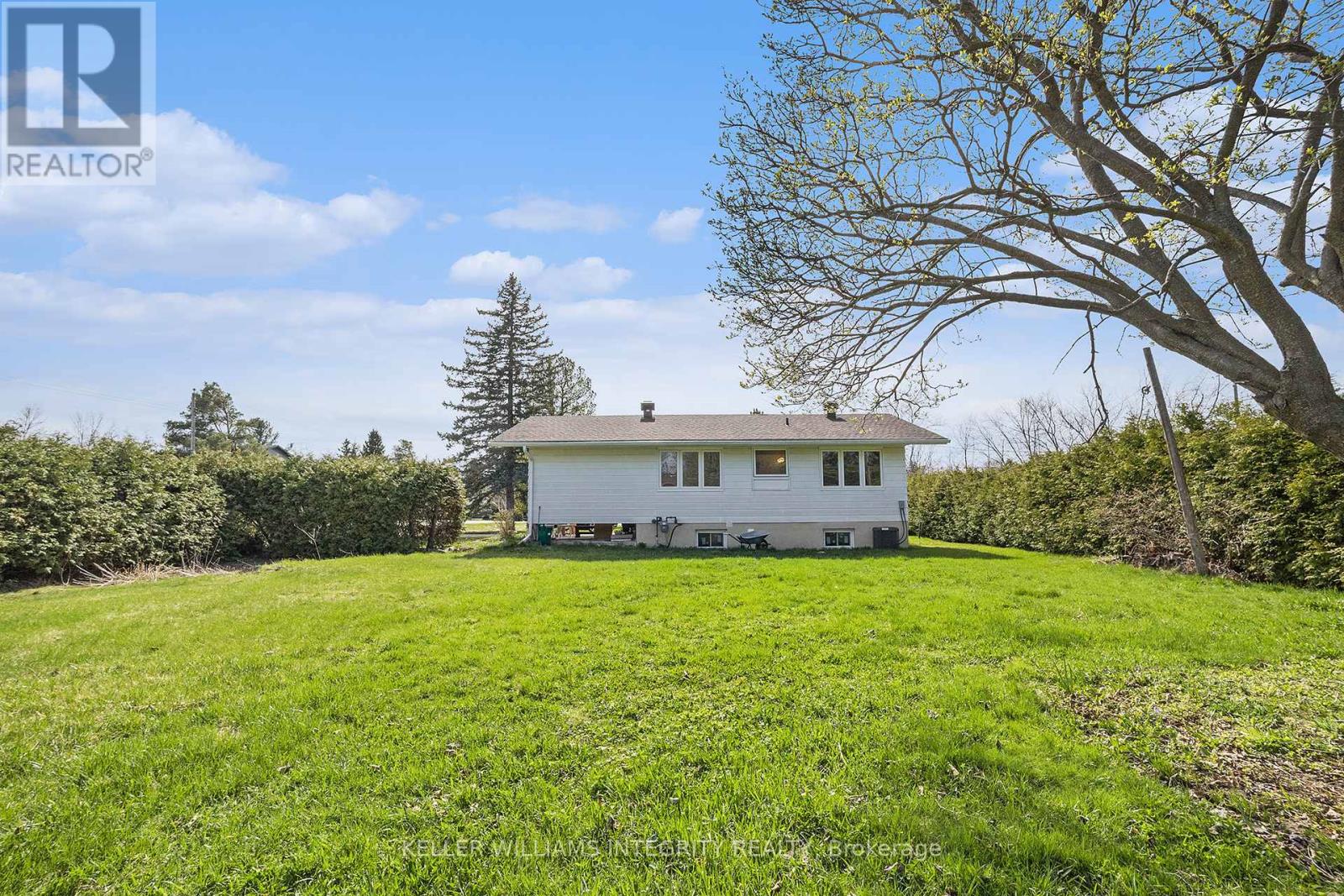 1401 Lowen Drive