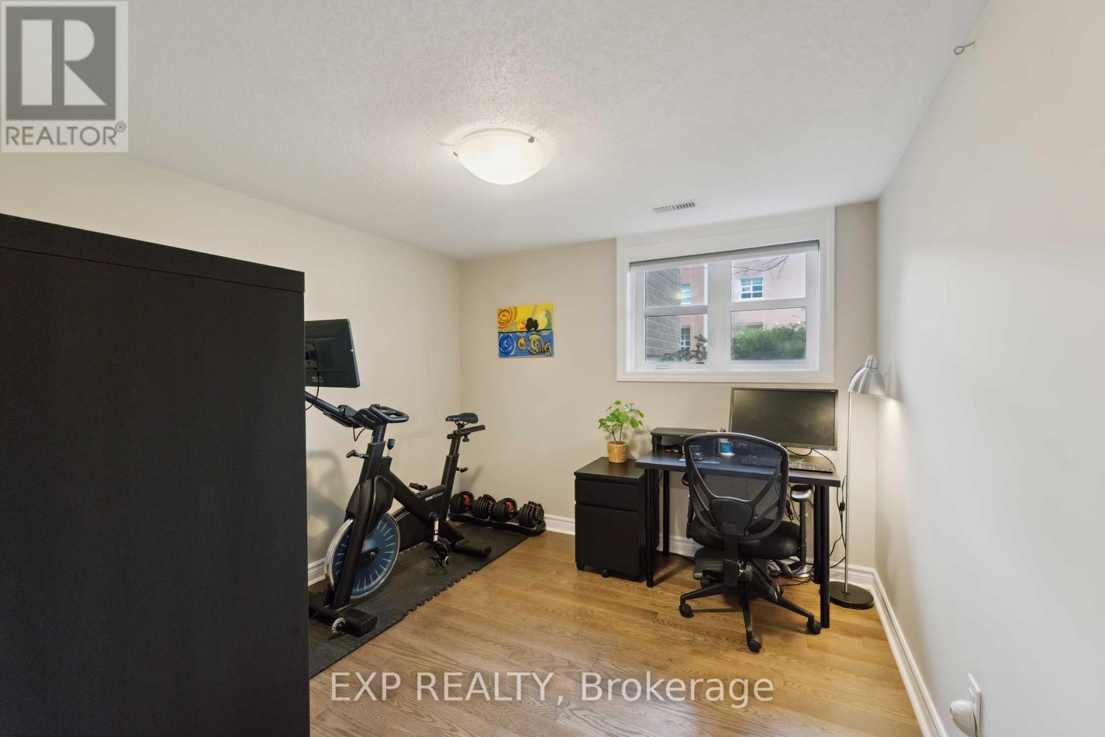 486 Clearbrook Drive