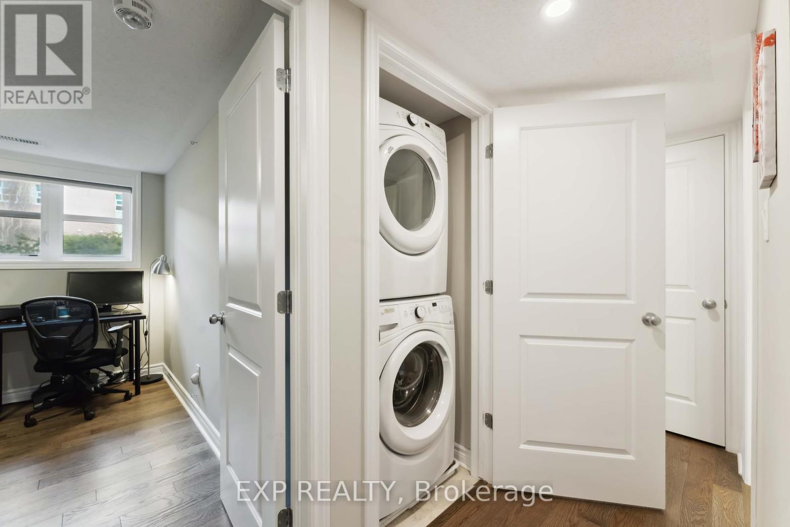 486 Clearbrook Drive