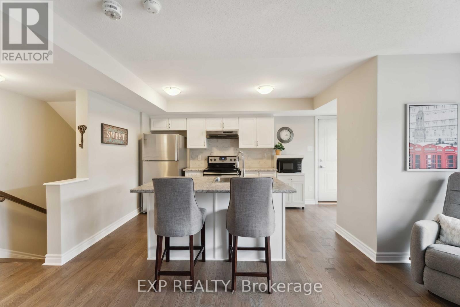 486 Clearbrook Drive