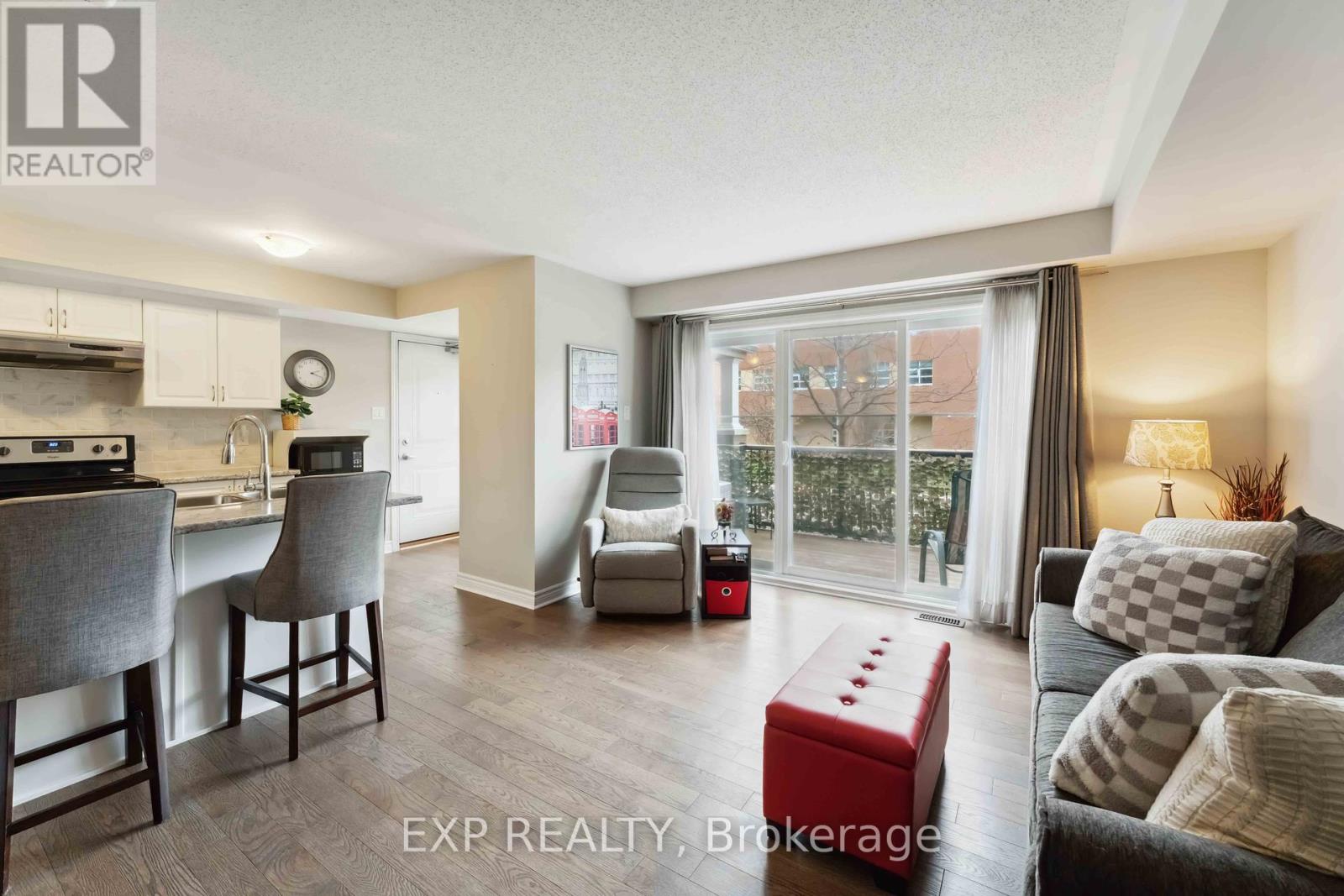 486 Clearbrook Drive
