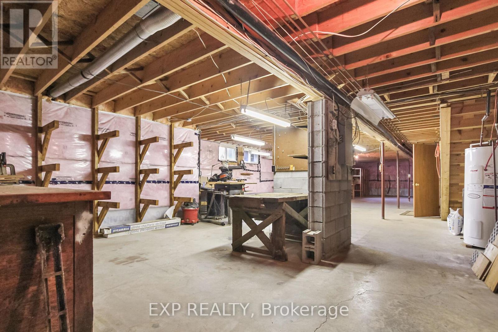 4817 Kinburn Side Road