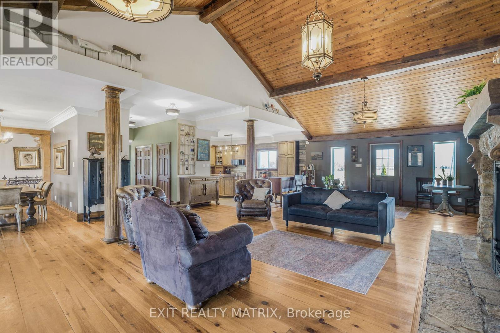 2228 Ste Anne Road