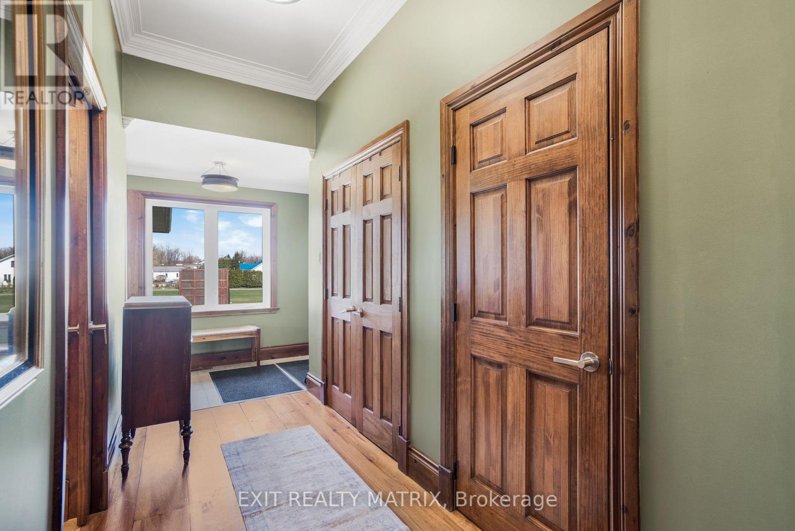 2228 Ste Anne Road