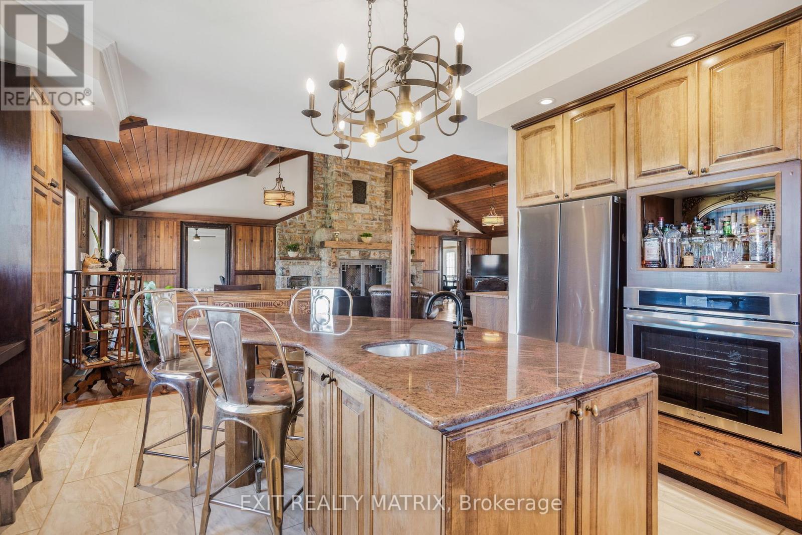 2228 Ste Anne Road