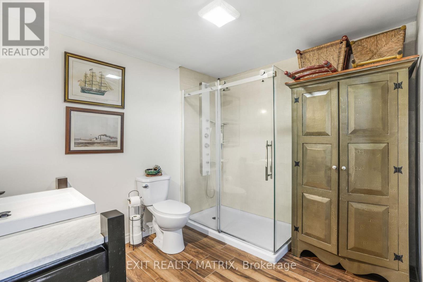 2228 Ste Anne Road