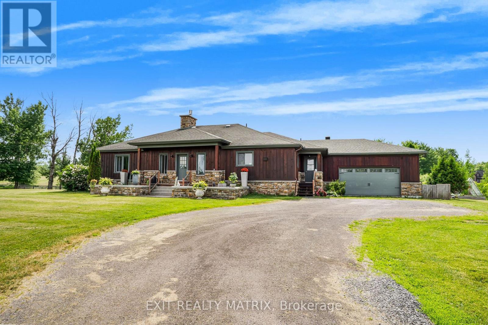 2228 Ste Anne Road