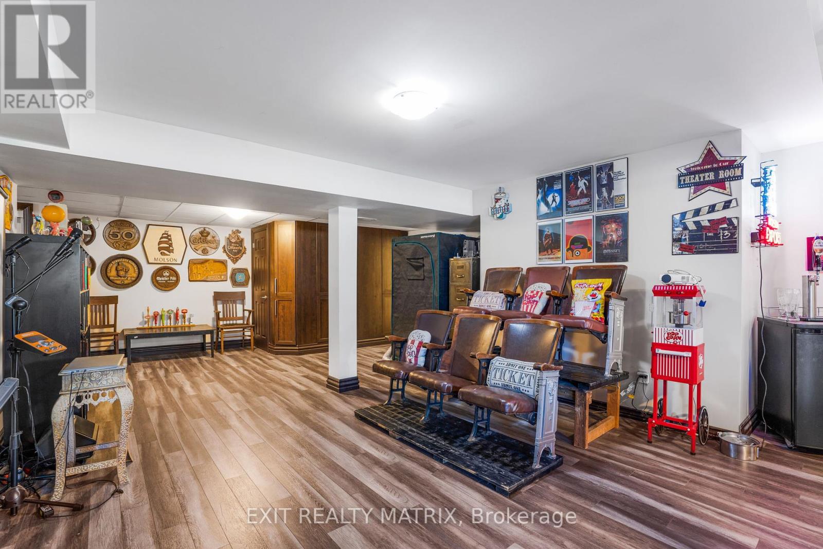 2228 Ste Anne Road