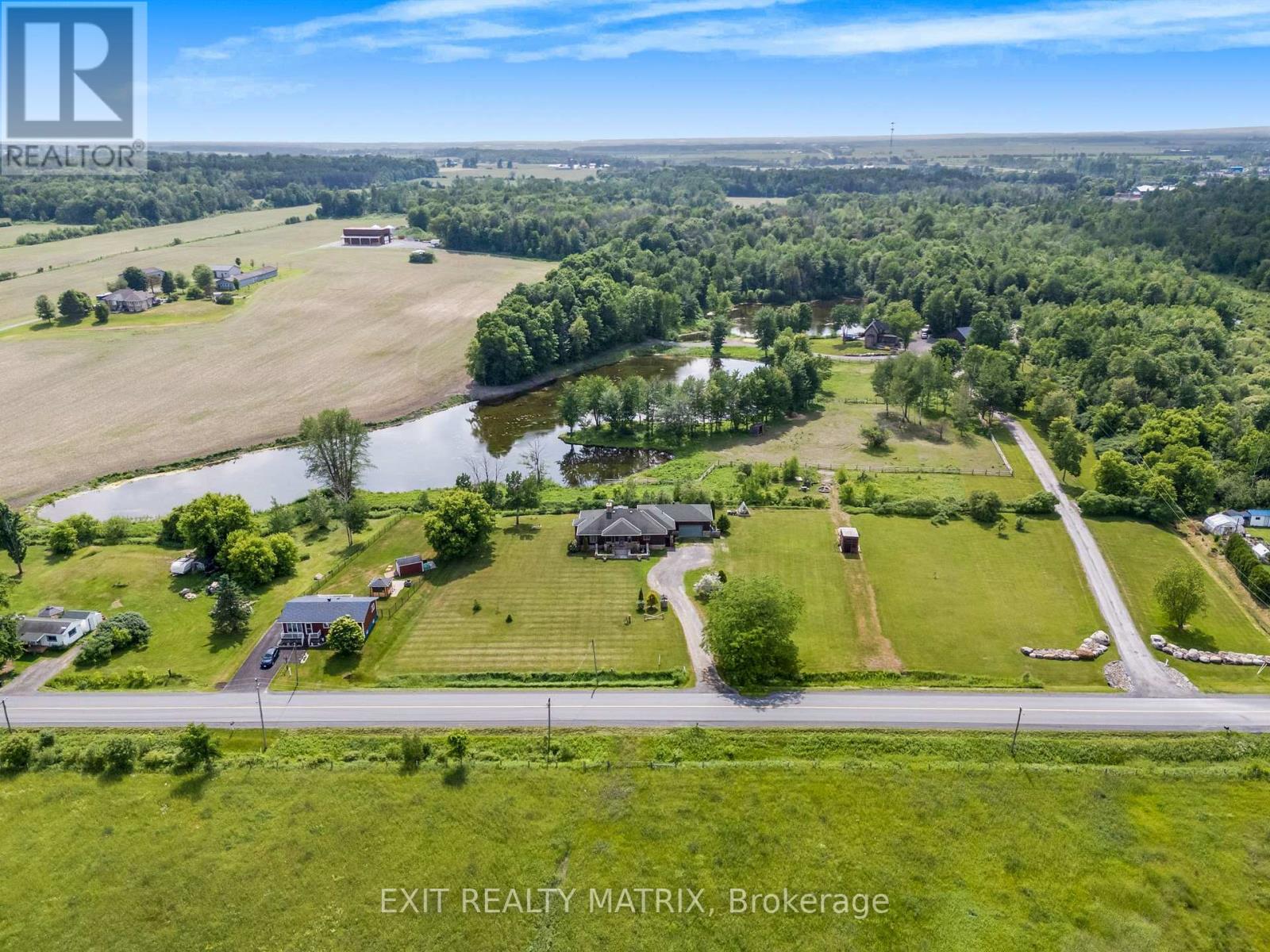 2228 Ste Anne Road