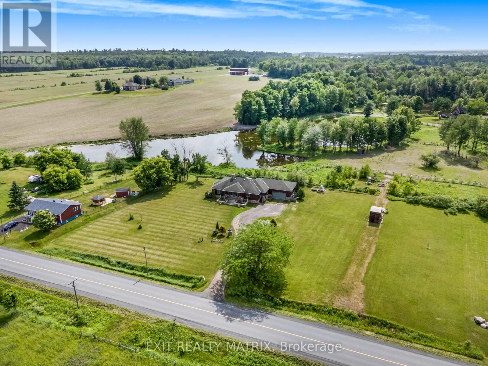 2228 Ste Anne Road