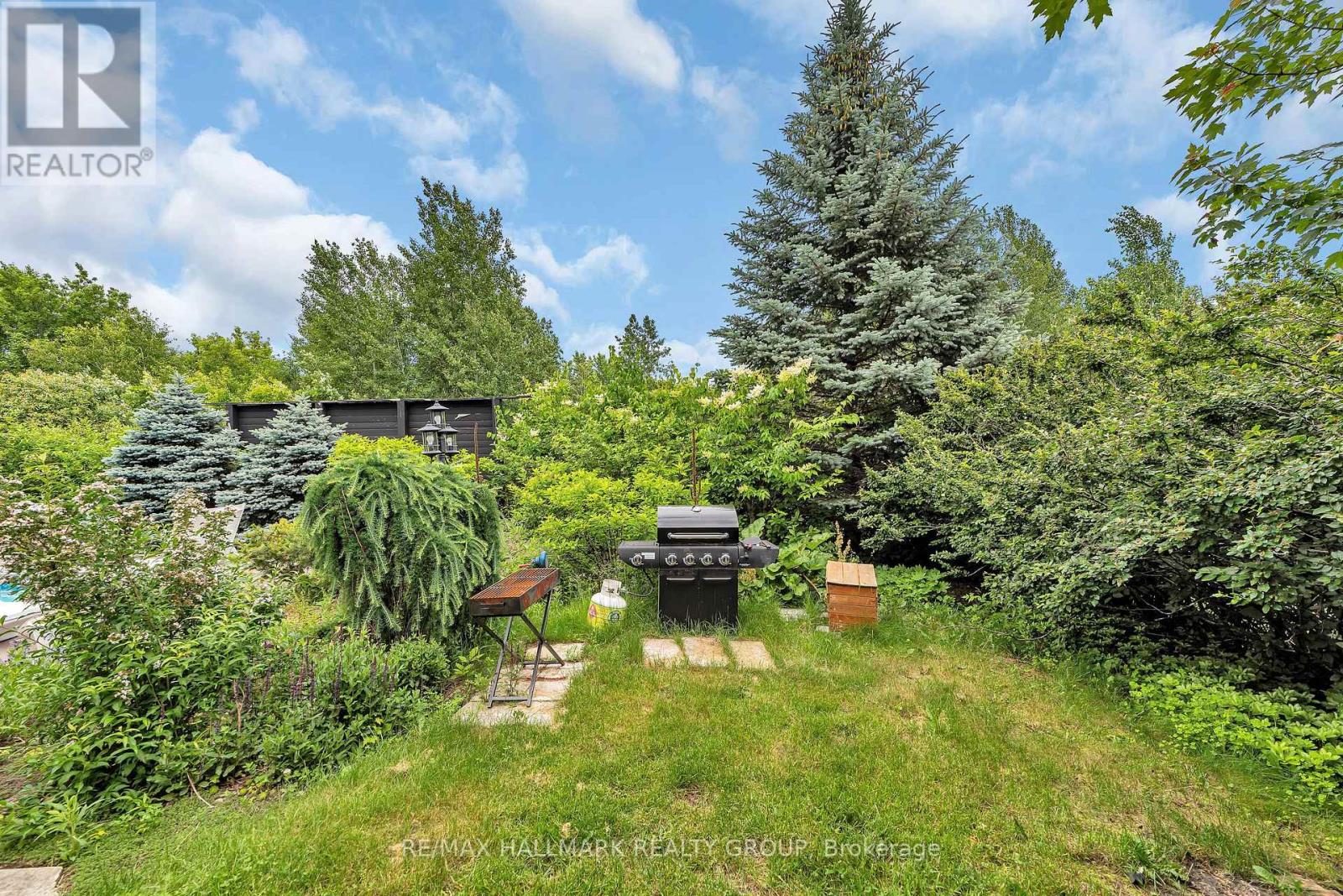 15 Marwood Court
