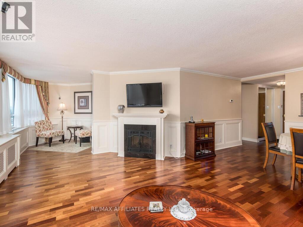 914 - 80 Sandcastle Drive