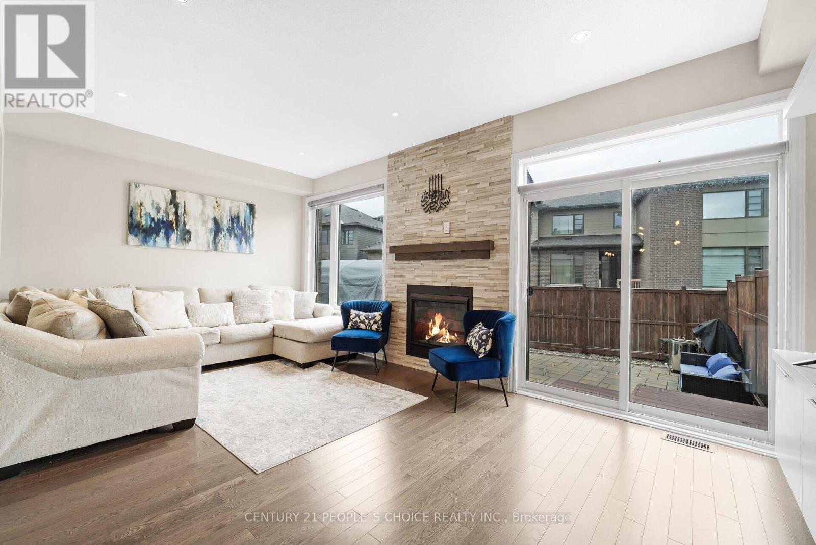 552 Stargazer Crescent