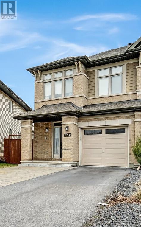 552 Stargazer Crescent