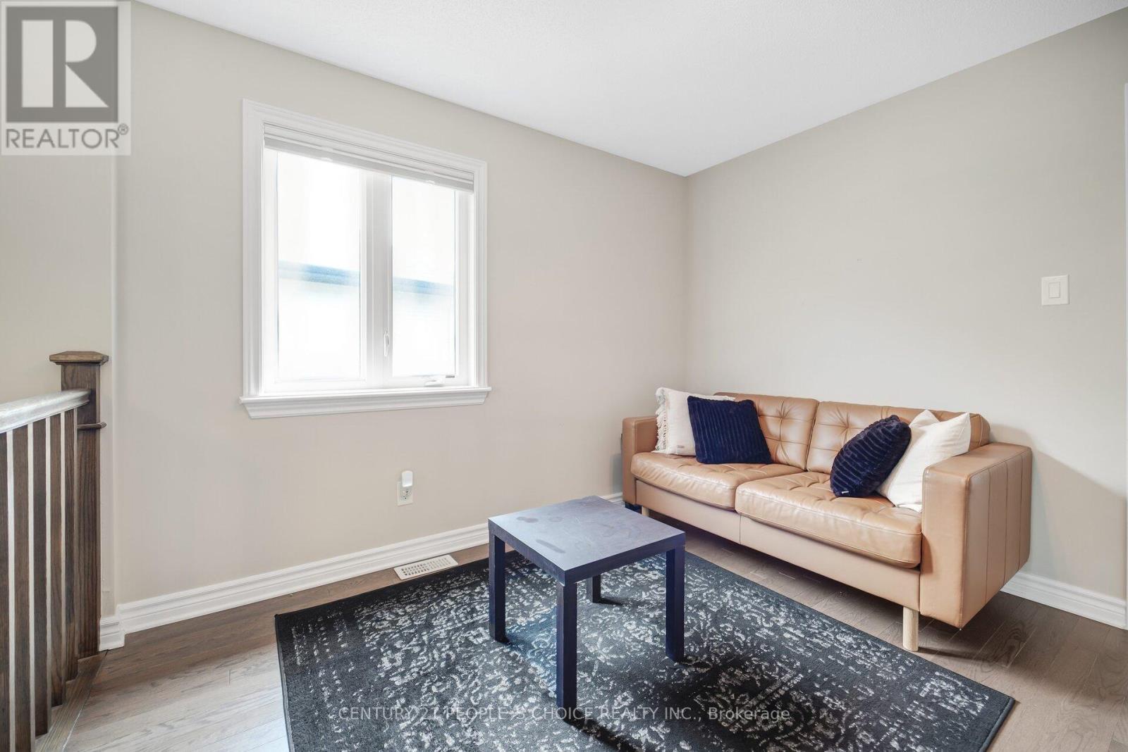 552 Stargazer Crescent