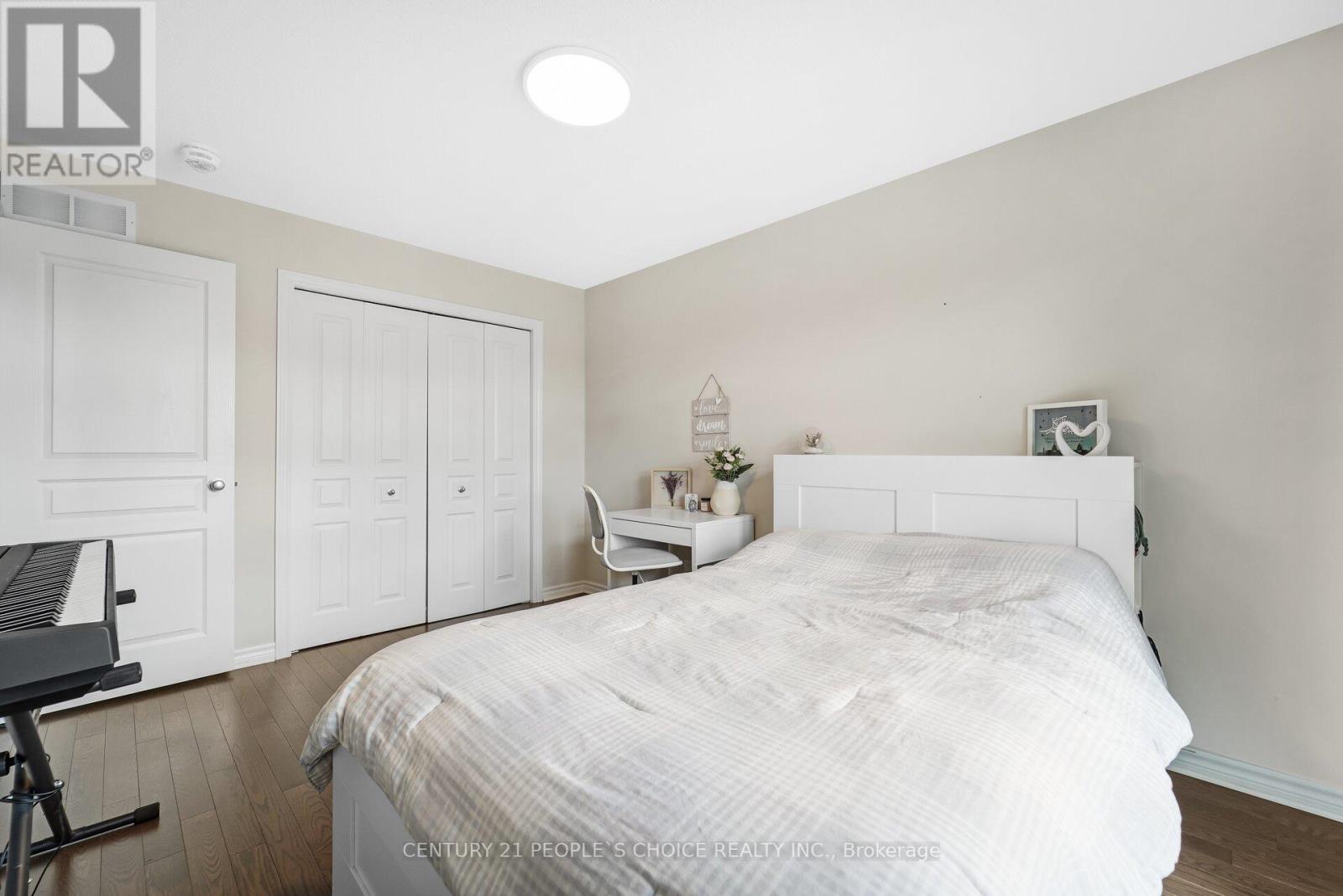 552 Stargazer Crescent